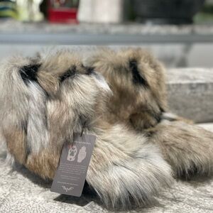 Sold out at Spirithoods. 
Spirithoods Wolverine Bootie/slipper